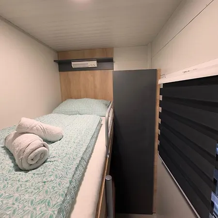 Apartment Charly Mobile-home Privlaka (Zadar)